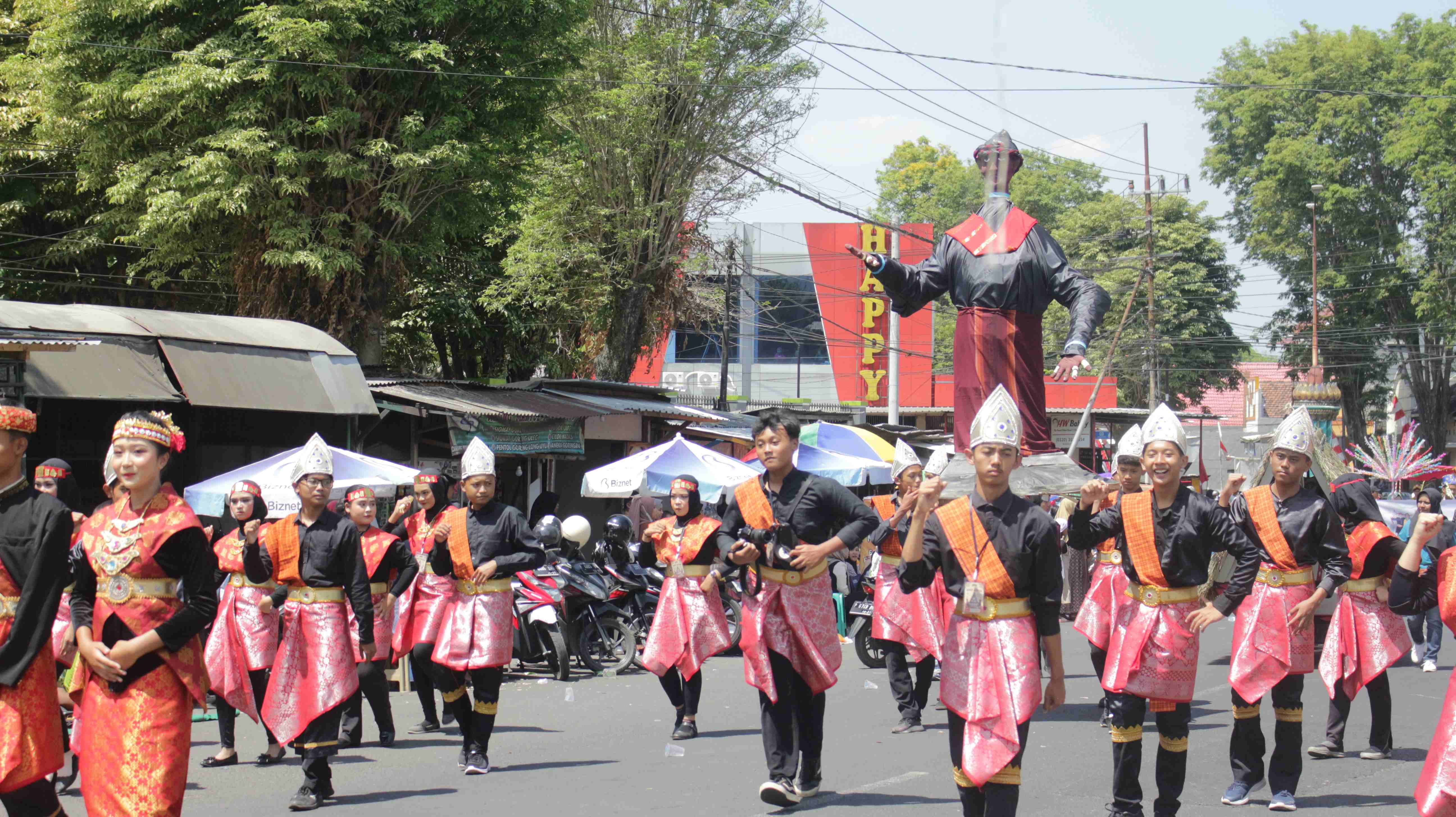 pawai1