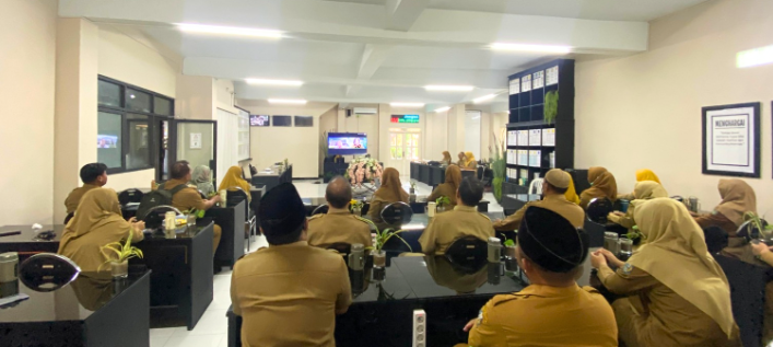 rapat1